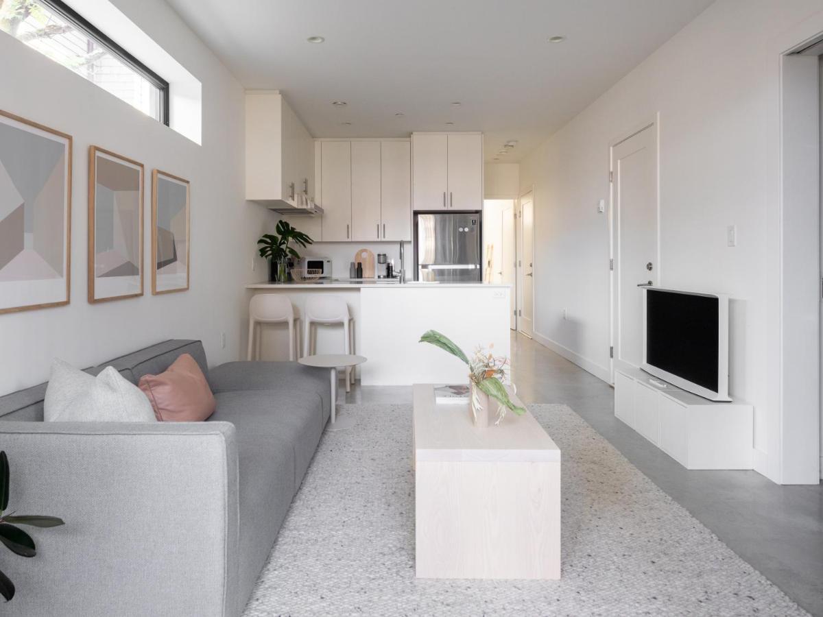 فانكوفر Welcome To Kinn Apartment - Lovely One Bedroom المظهر الخارجي الصورة